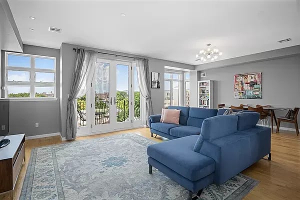 1775 East 17th Street Unit: 6