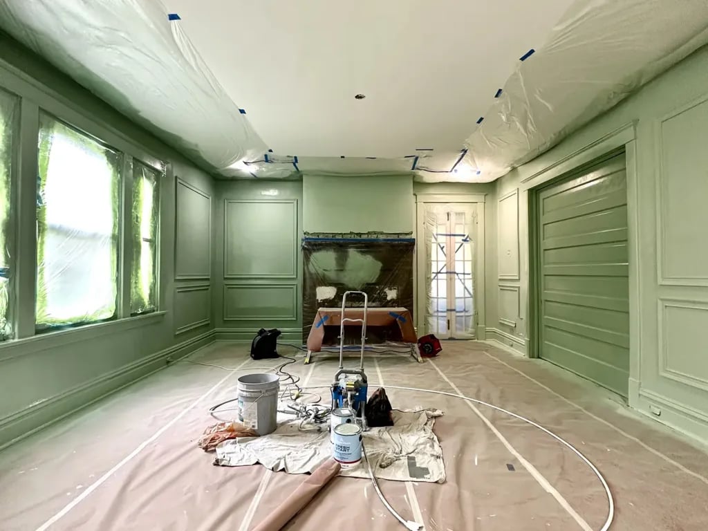 Ask Veronica: How to elevate the look of your  home with lacquered walls 