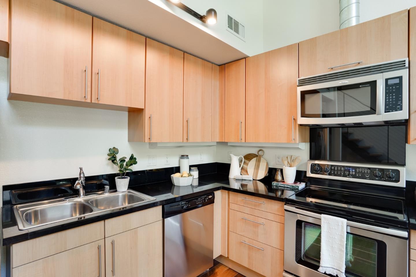 88 Bush St, Unit 2114  88 Bush St San Jose, CA 95126