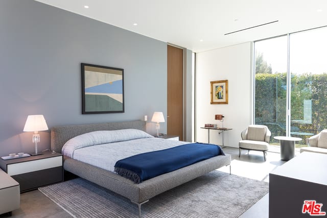 600 Perugia Way
