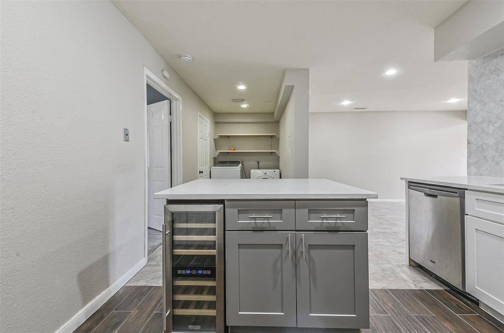 2425 Holly Hall Street Unit: 92F