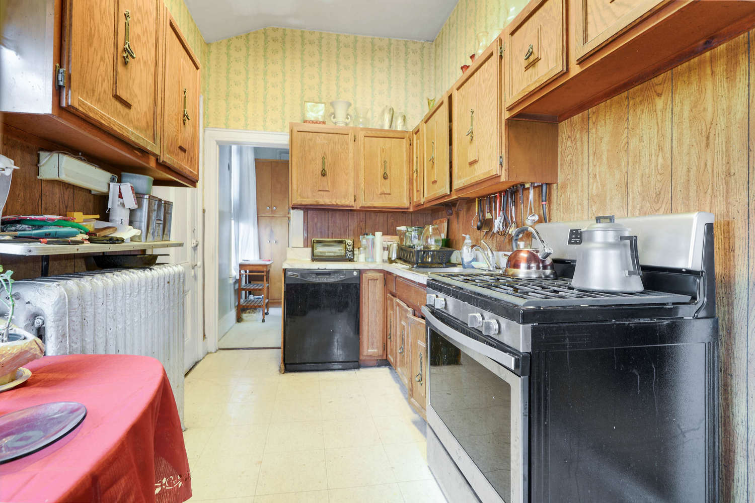 26-21 9th St