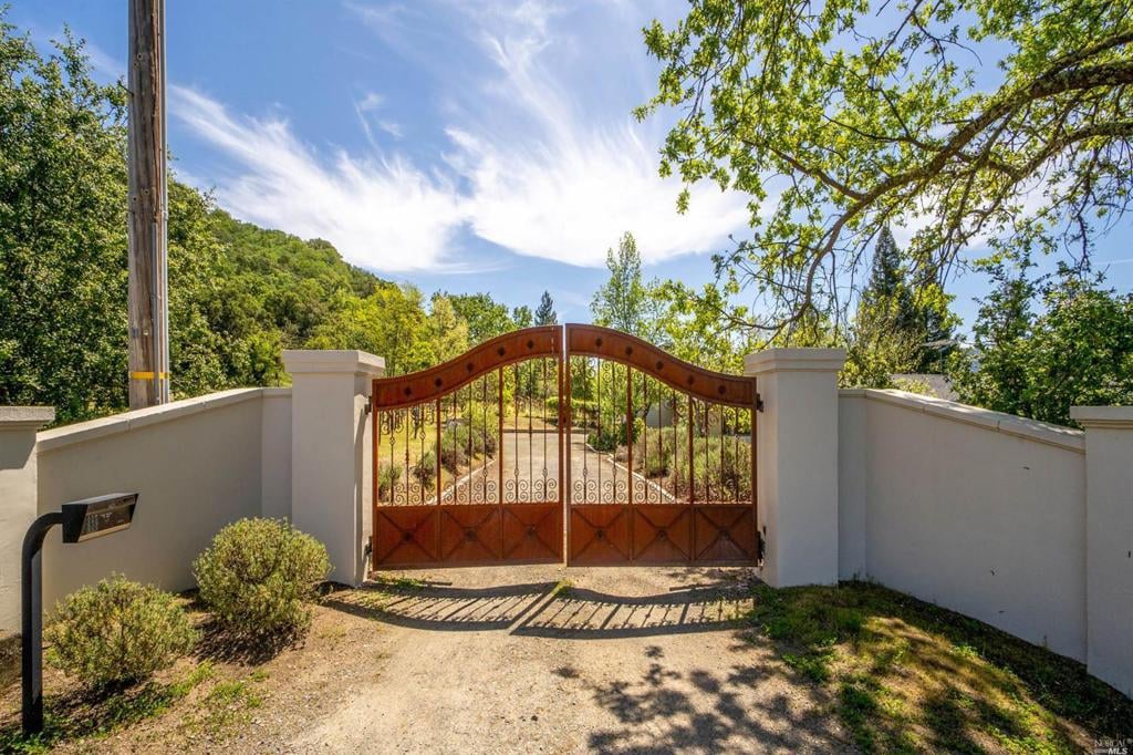 Calistoga Country Estate - SOLD