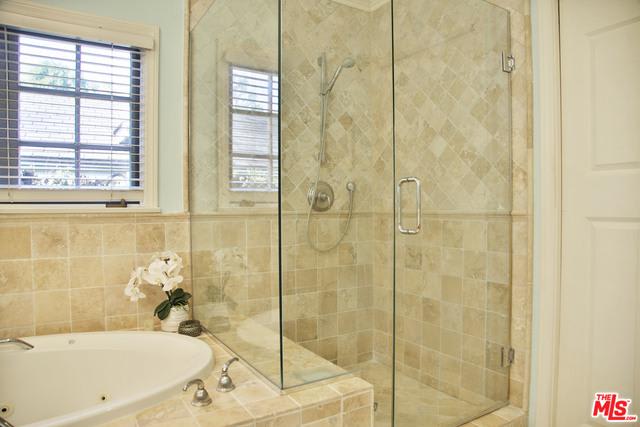 10378 Lorenzo Drive