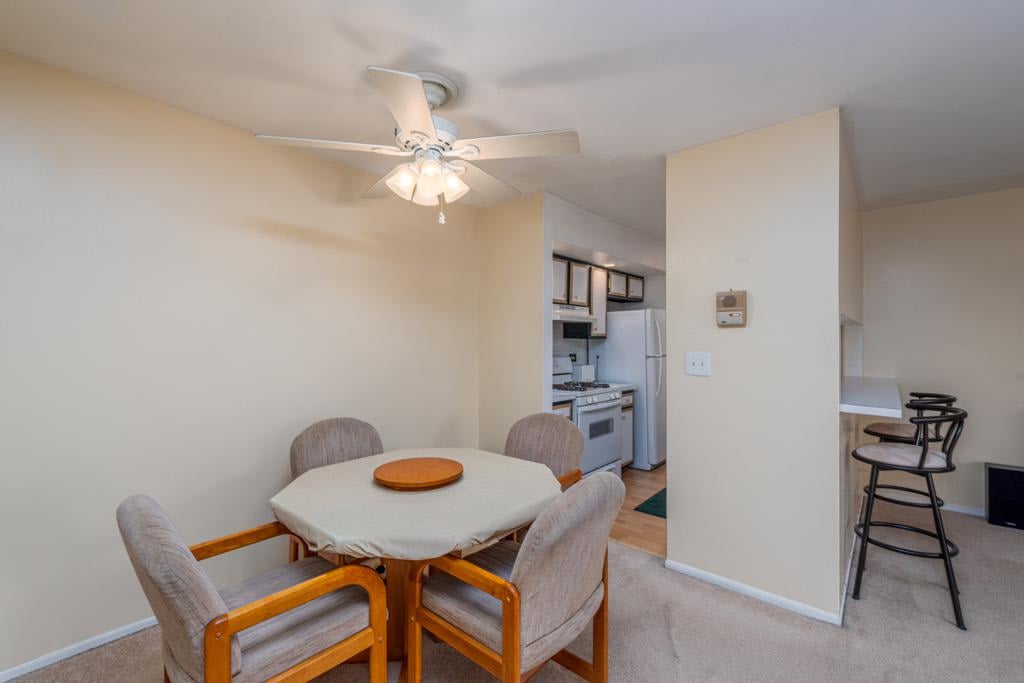 1515 Fremont Dr., Hanover Park, IL 60133