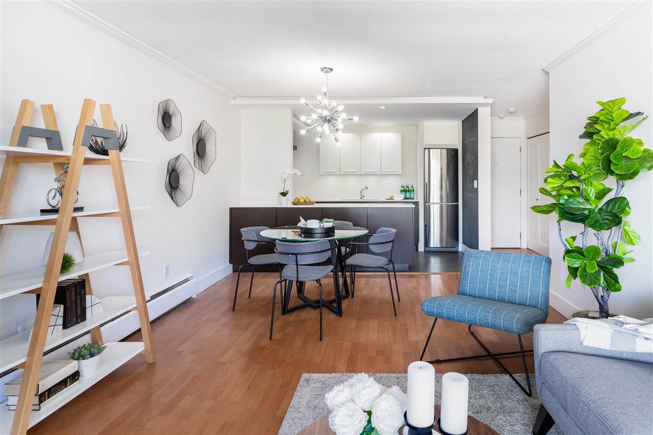 207-2211 W 2nd Ave