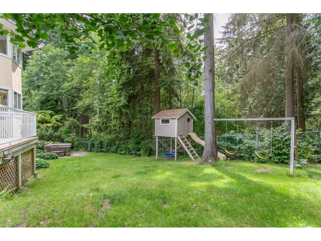 1307 Camellia Ct