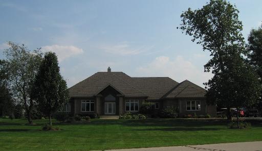 40W735 Stonecrest Dr