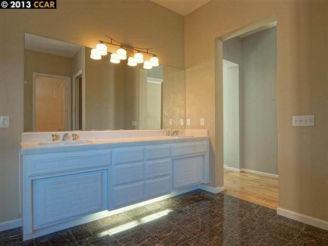 24 Bormio Ct