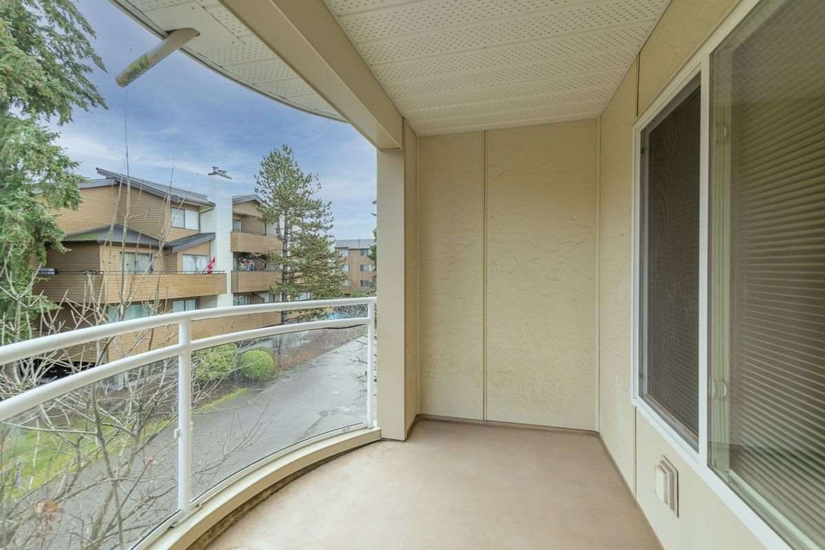 204-7200 Gilbert Rd