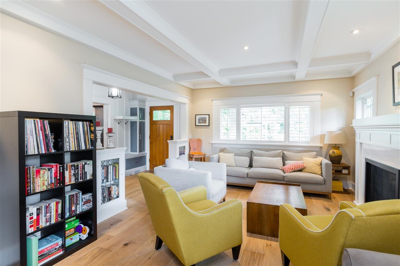 165 W Osborne Rd