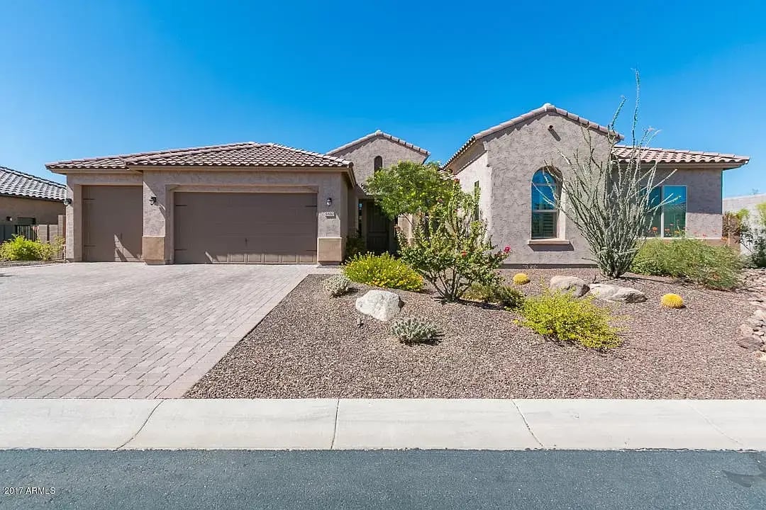 5810 E Calle Marita