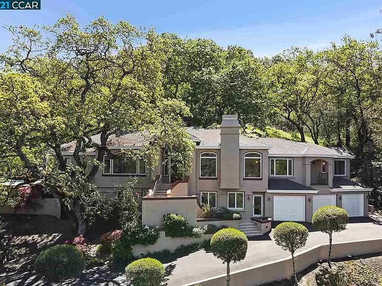 3921 Happy Valley Rd
