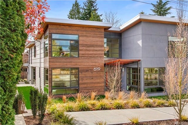619 14th Ave W