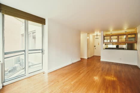 500 W 43rd St, Unit 4K