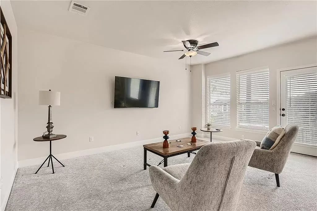 232 Sunrise Ridge Cv