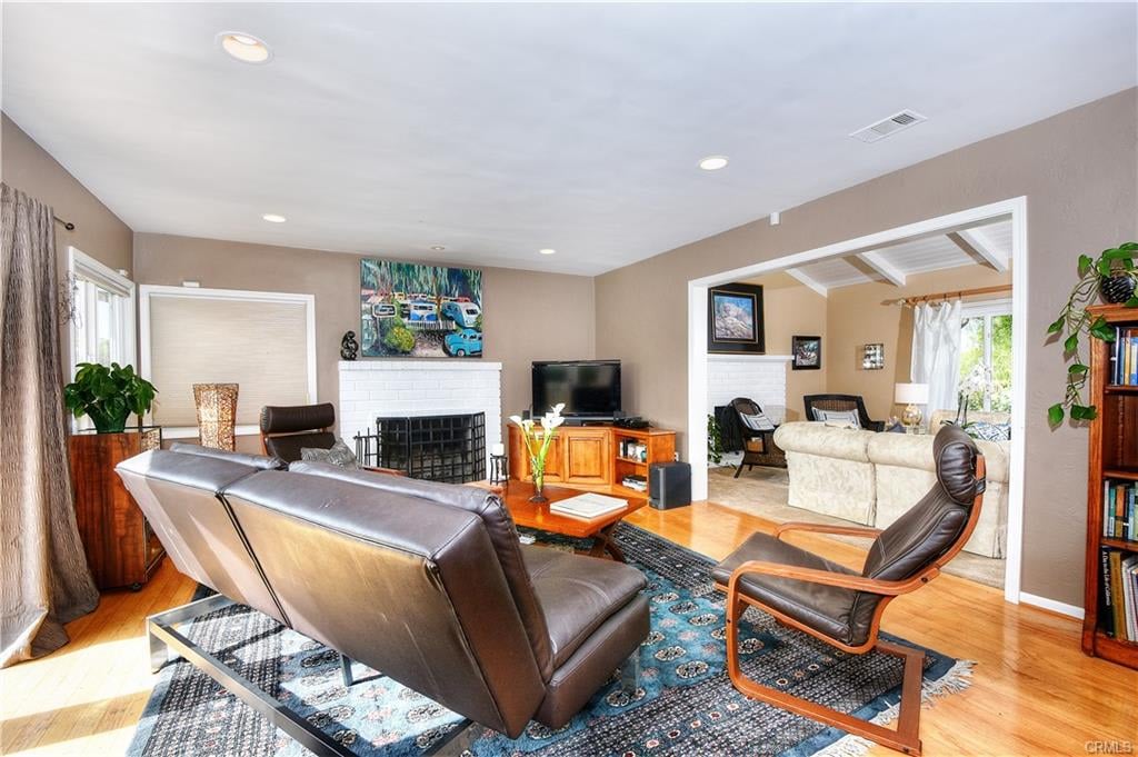 3043 Mountain View Drive