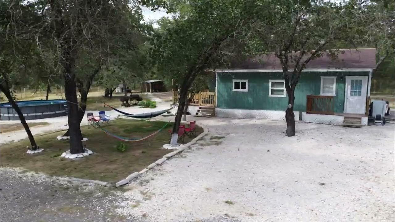 1125 Clear Lake Loop Poteet TX 78065