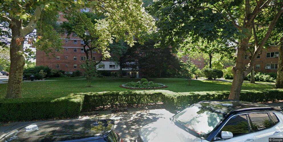 195 Adams St Unit: 8A