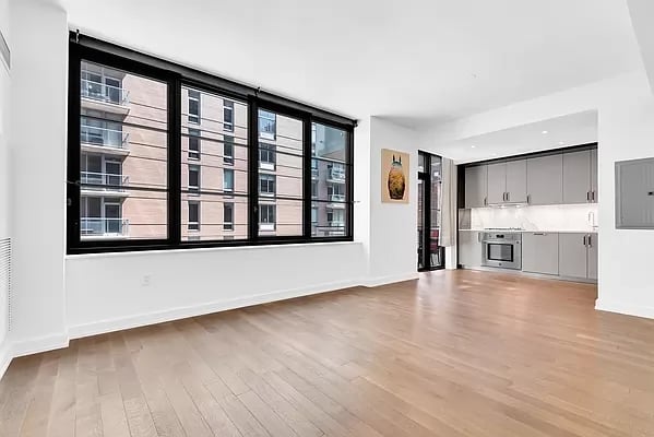 261 West 25th Street Unit: 5E