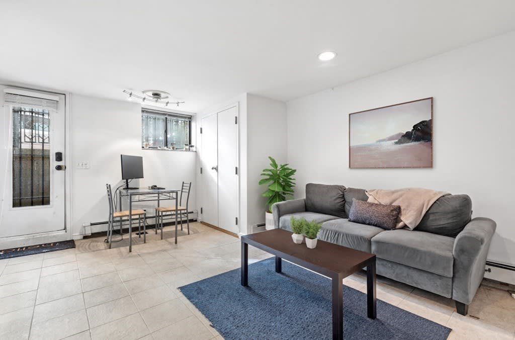 377 Shawmut Ave, #1