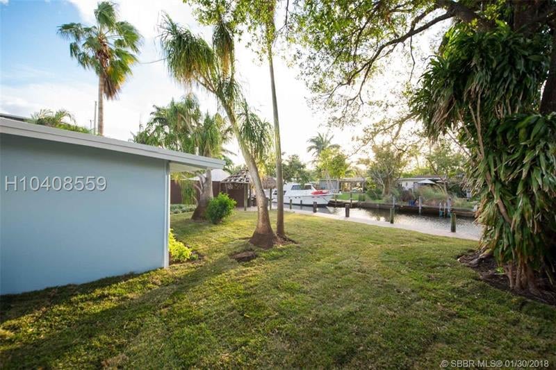 1519 SW 18th Ave