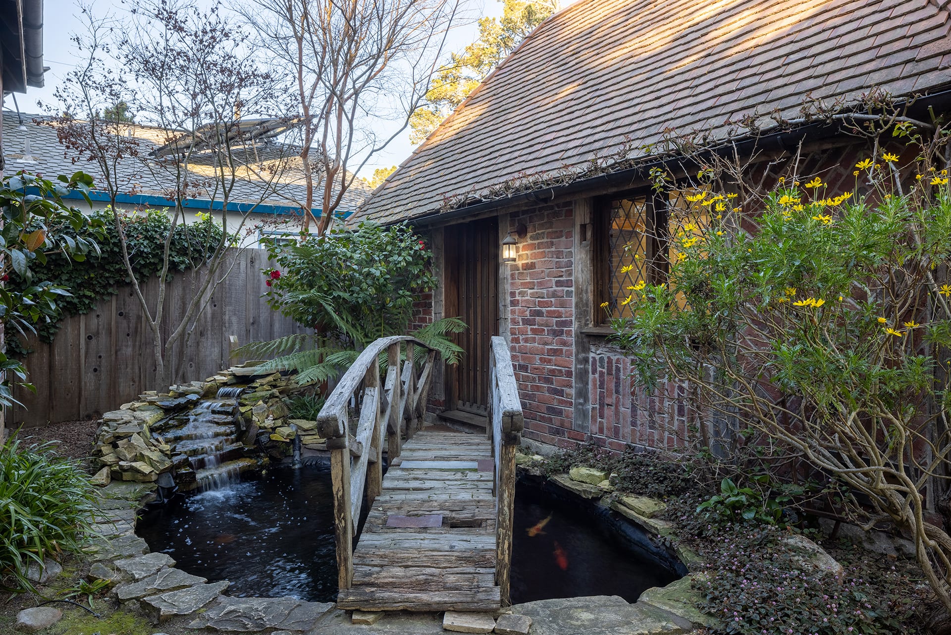 Charming Carmel Cottage - 2nd Ave 2 SE of Santa Fe