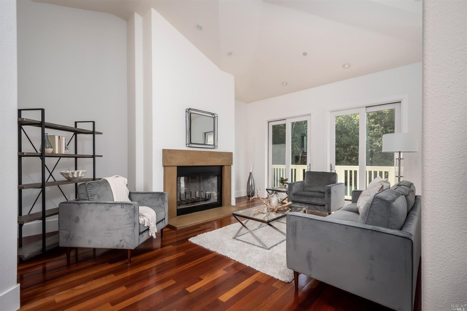 52 Tappan Rd