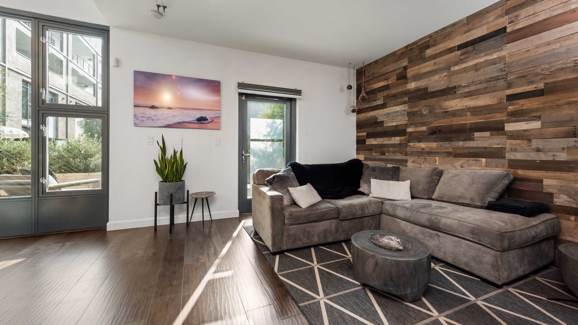 Highest 2-Bed Sale in the Complex
