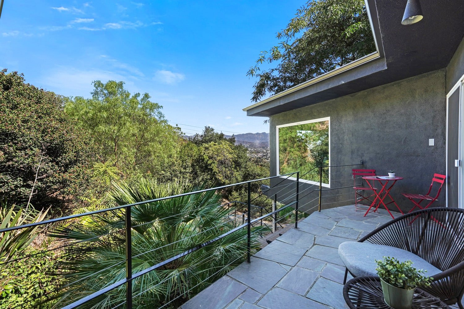 Breathtaking Mid-Century Nature Retreat in Los Feliz