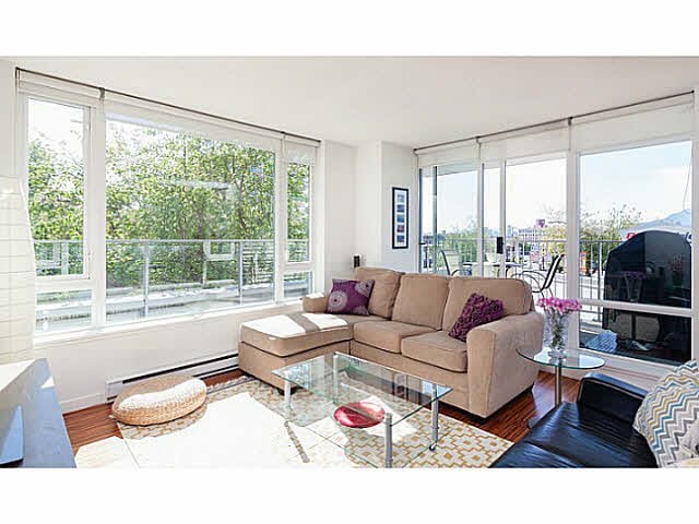 317-328 E 11th Ave