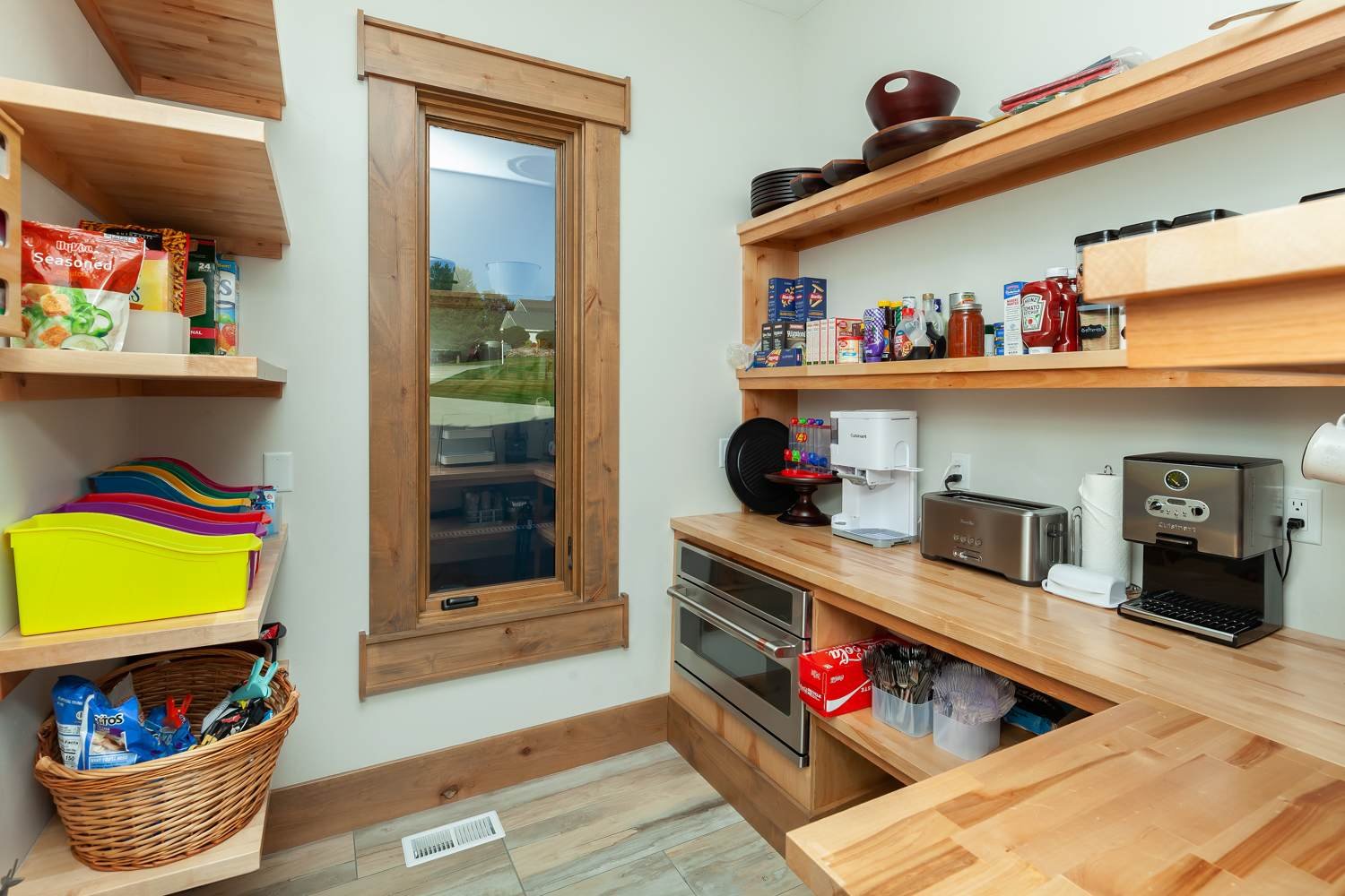 5065 Panorama Drive