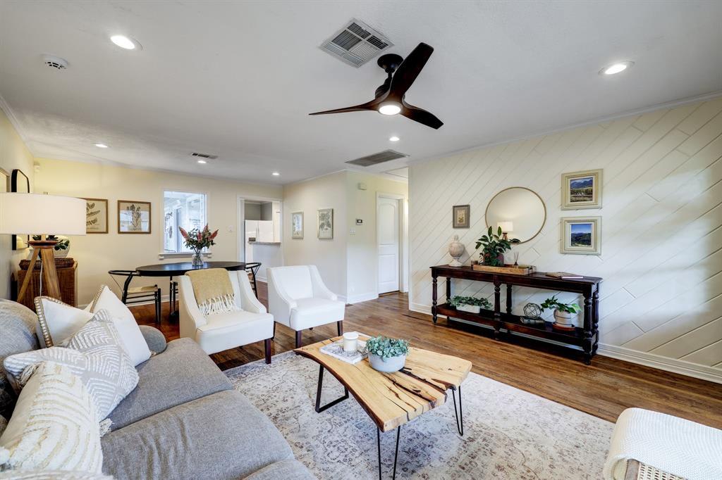 1706 Lamonte Ln