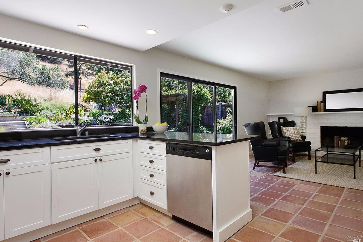 87 Santa Maria Dr