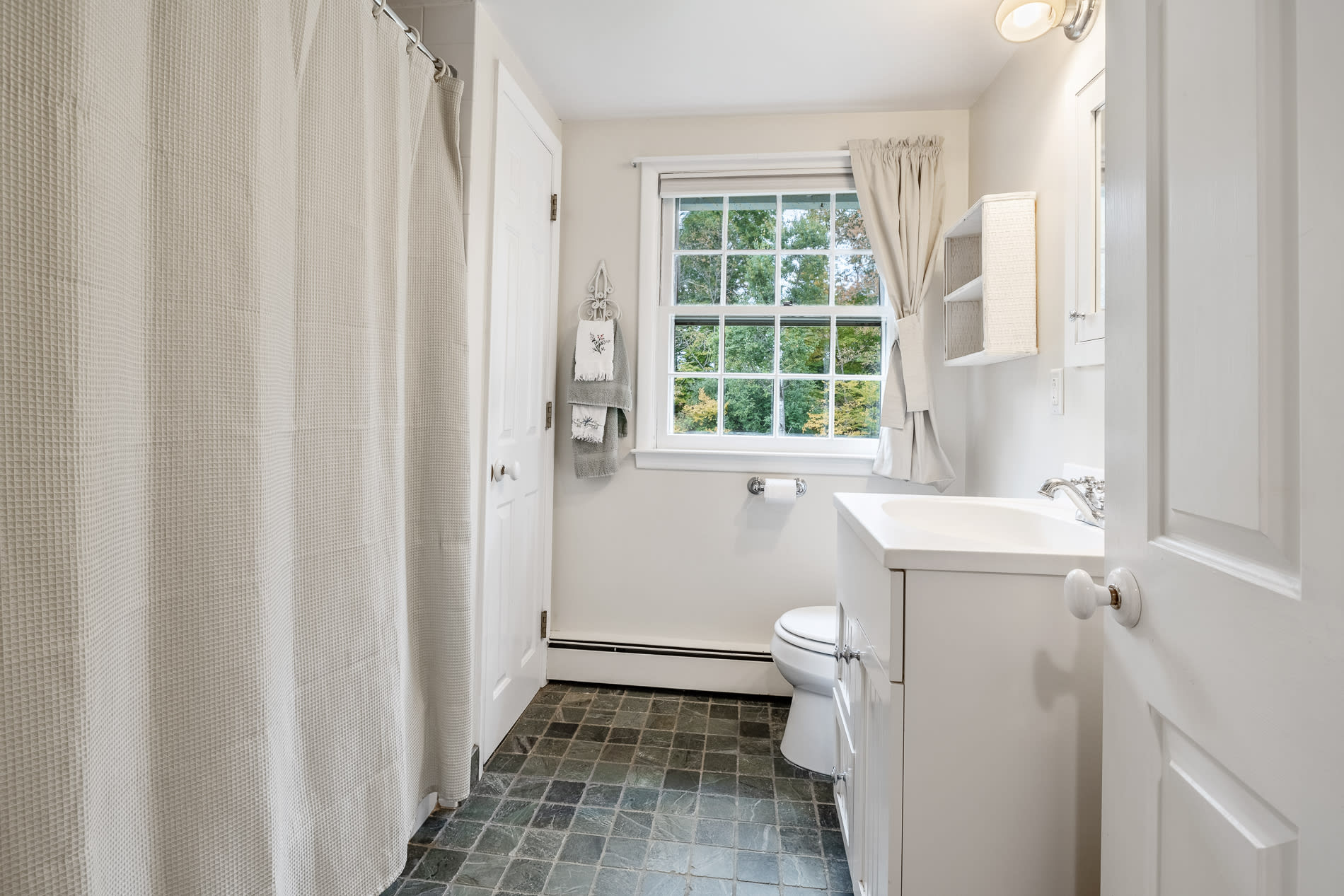 3 Bedroom Dorset Village