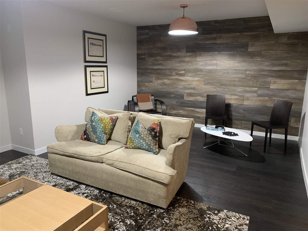 16452 25 Ave