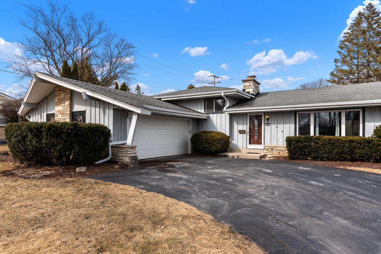 606 Heidel Rd