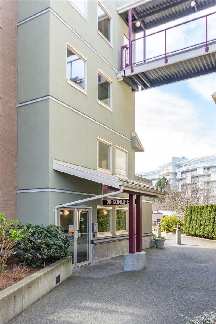 312-29 Songhees Rd