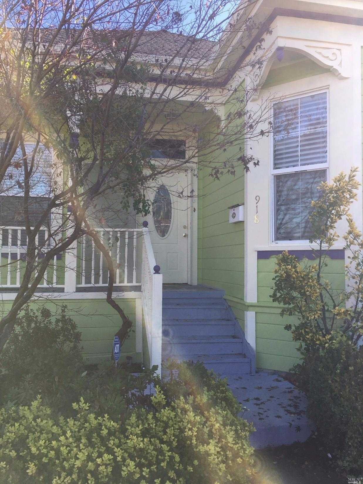 918 Alameda St