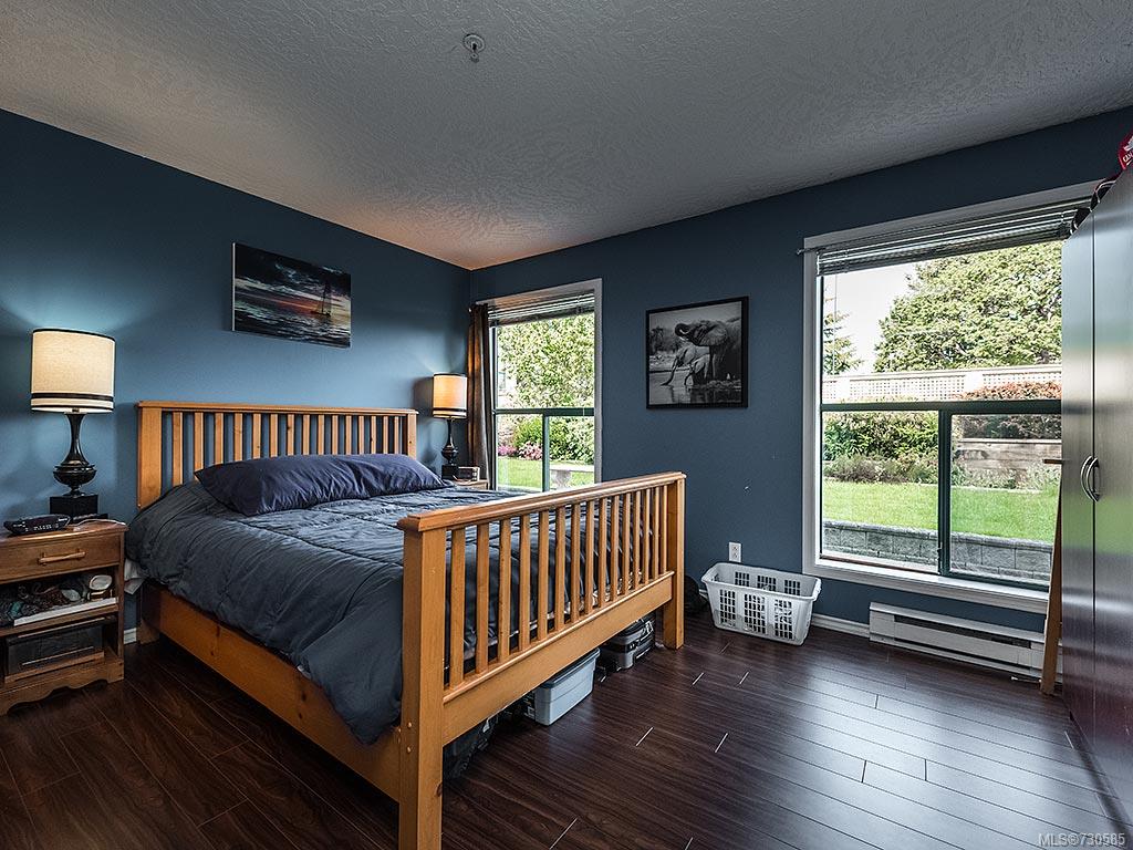 202-3460 Quadra St, Saanich