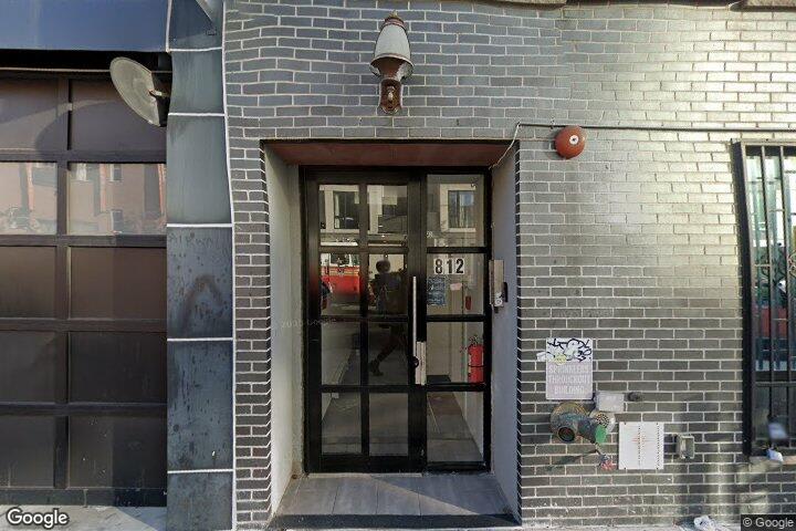 812 Lexington Avenue