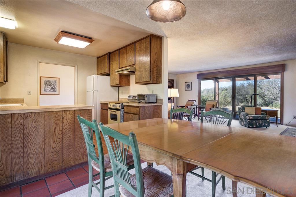 1606 SPRINGVIEW