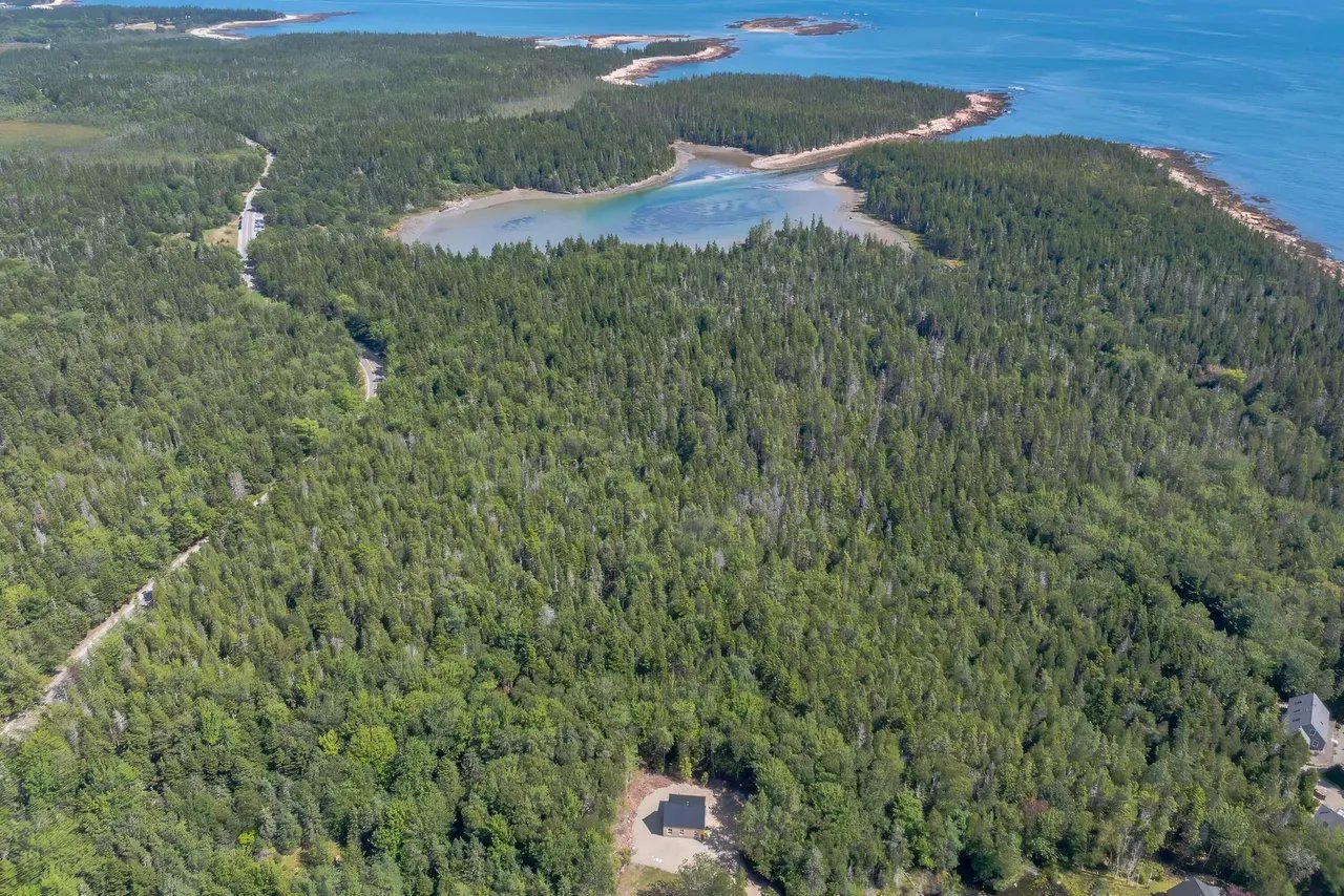 New Listing! 26 Gard Boulevard, Tremont, ME 04653 – $749,000
