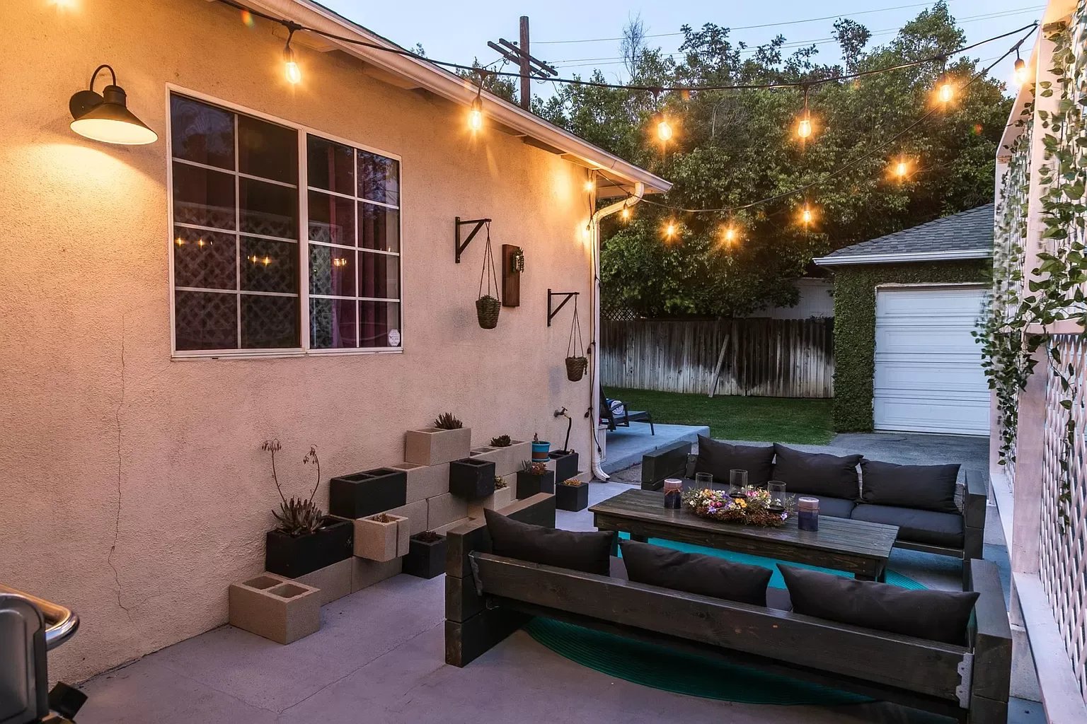 4328 Alcove Ave