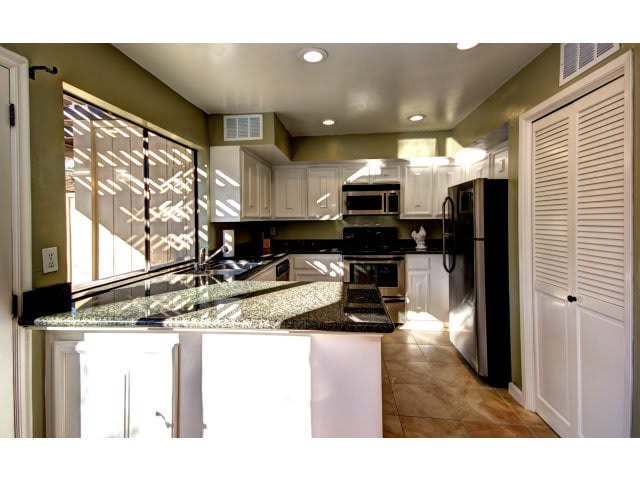6090 Calle De Amor