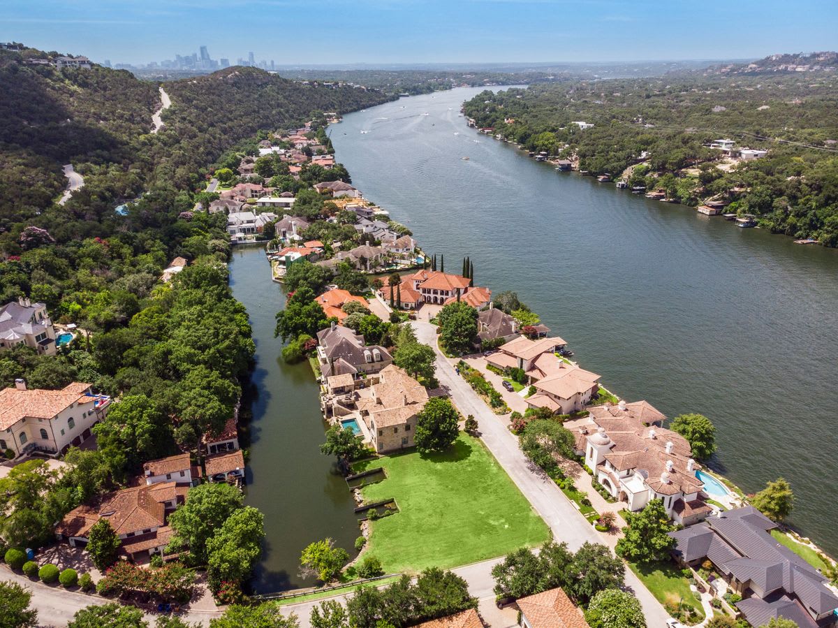 Lake Austin New Construction