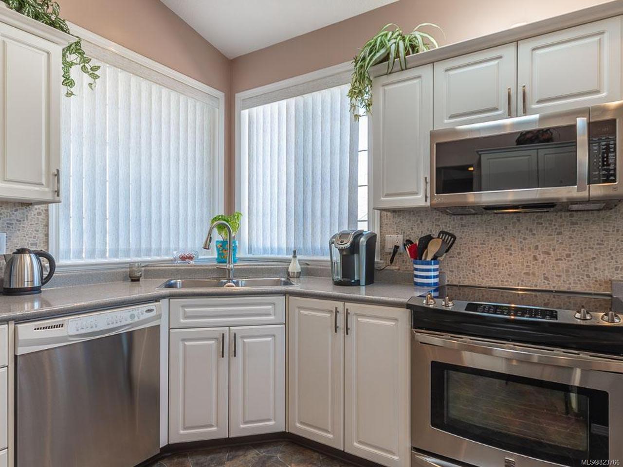 6170 Saturna Ave, Nanaimo