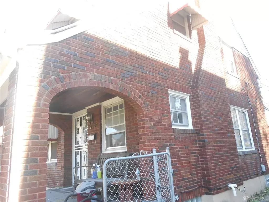 1946 Litchfield Ave