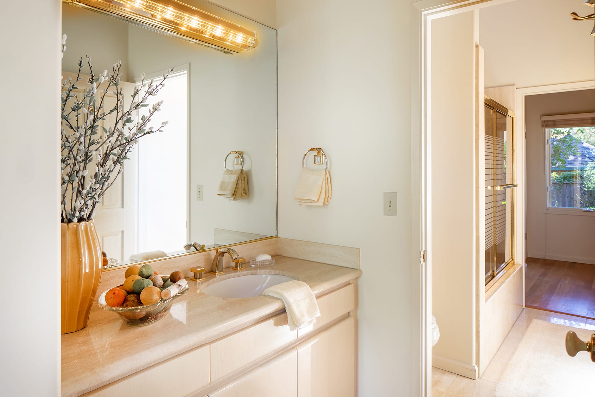 Downtown Carmel Living- San Carlos 4 SE of 12th