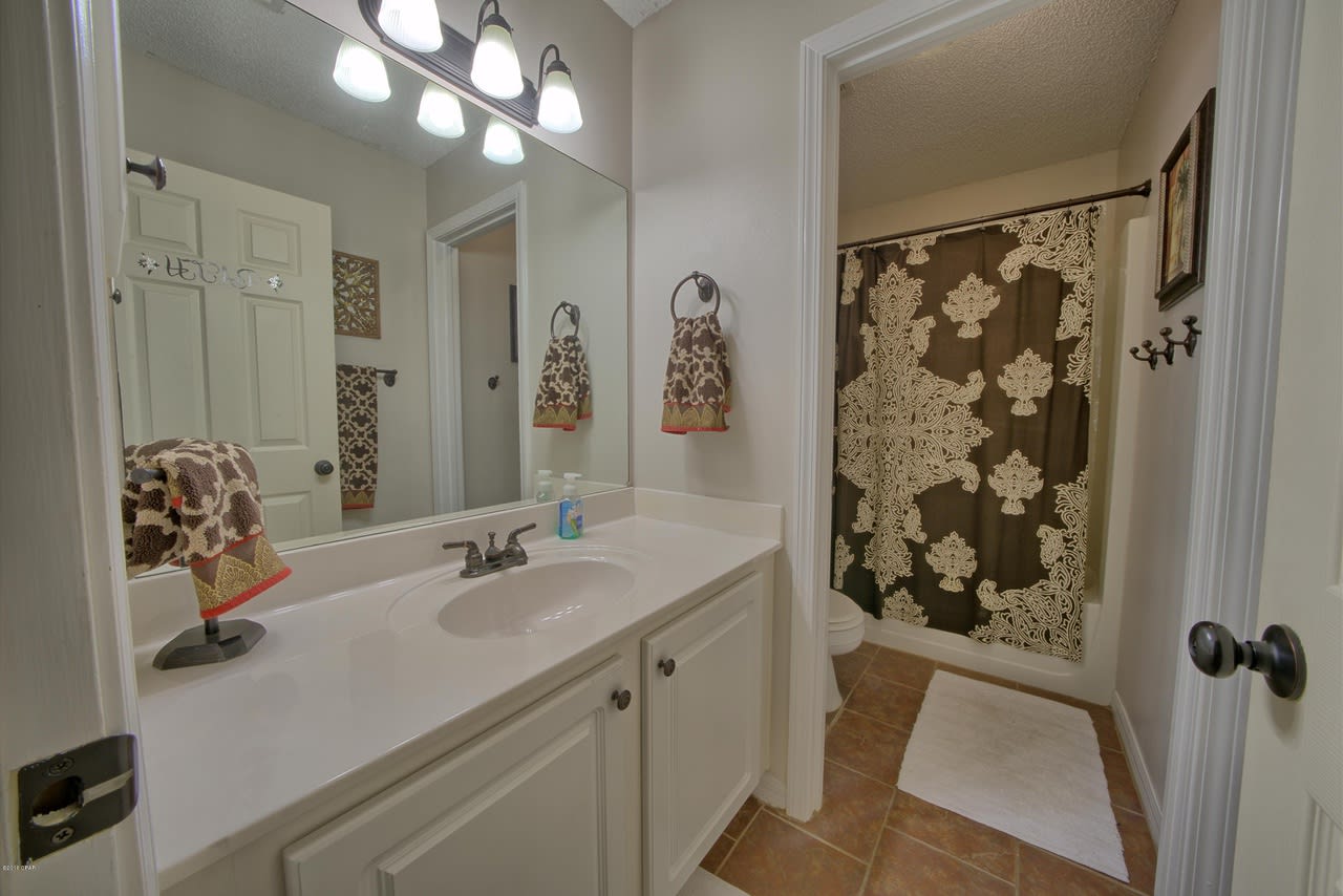 1416 DUNNETT Road